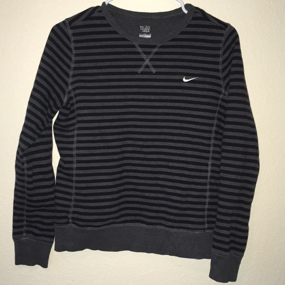Nike striped pullover